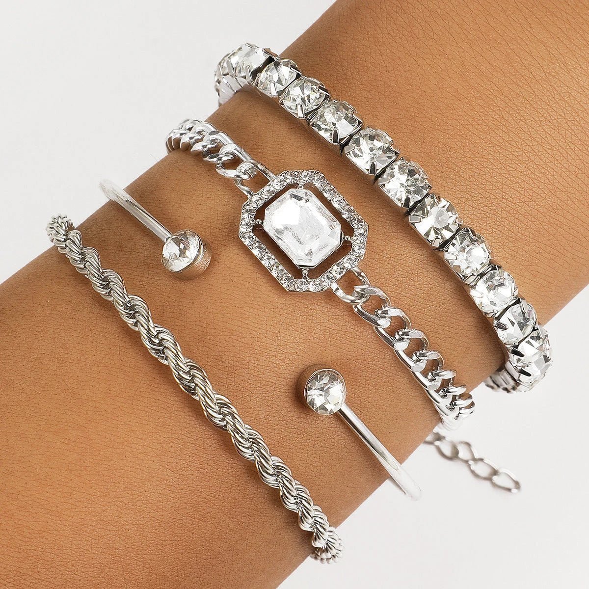 Fashion Jewelry 4 Pcs Crystal Bracelet Set Bohemian Design For Women Vintage Luxury Twisted Cuff Chains Armband Jewelry Accessories MANDOTOS