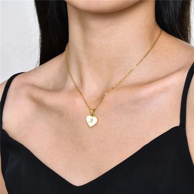 26 Letter Heart-shaped Necklace White Shell Love Clavicle Chain Fashion Personalized Necklace For Women Jewelry Valentine's Day MANDOTOS